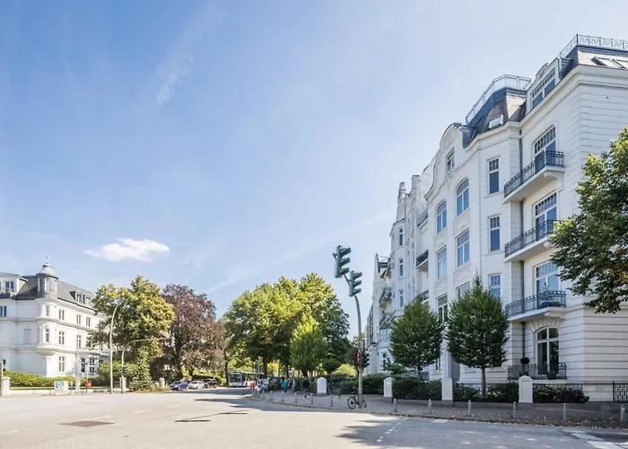 Modern Apartment Near Außenalster Hamburg